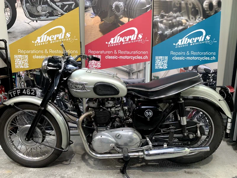 Triumph 6T